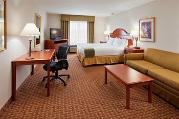 Holiday Inn Express Hotel & Suites Frackville