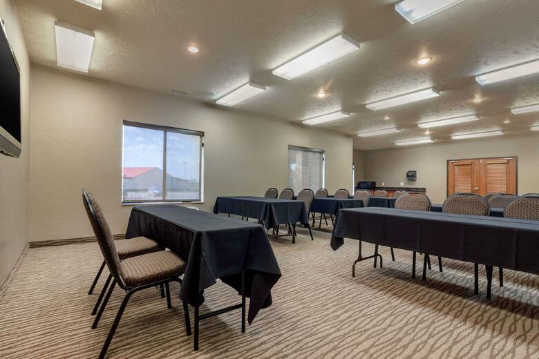 Hotel Comfort Inn And Suites