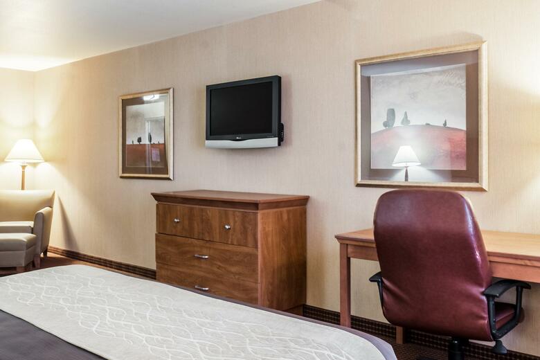 Hotel Comfort Inn And Suites