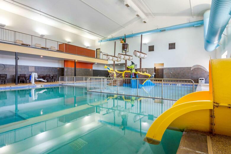 Hotel Comfort Inn And Suites