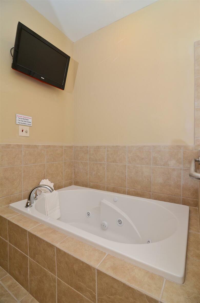 Hotel Best Western Plus Emory At Lake Fork Inn & Suites