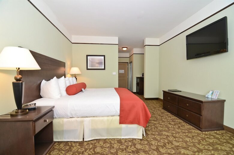 Hotel Best Western Plus Emory At Lake Fork Inn & Suites