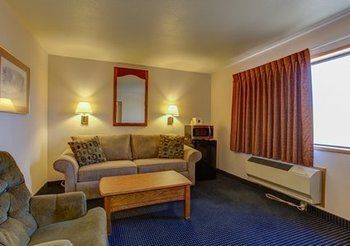 Hotel Quality Inn & Suites