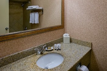 Red Lion Hotel Columbia Center Kennewick