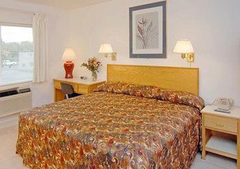 Motel Rodeway Inn & Suites
