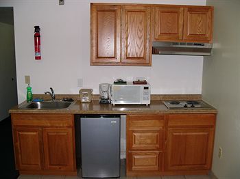 Hostal Oyster Bay Inn & Suites