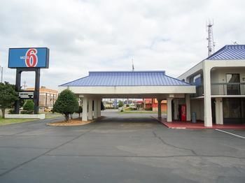 Motel 6 Memphis Northeast