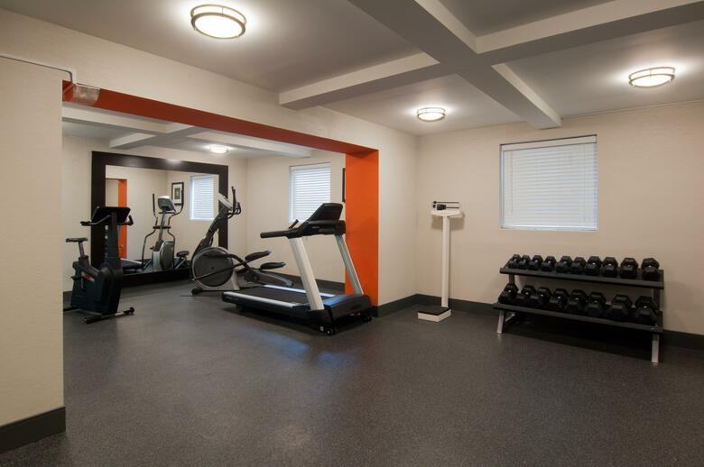 Holiday Inn Express Hotel & Suites Spence Lane