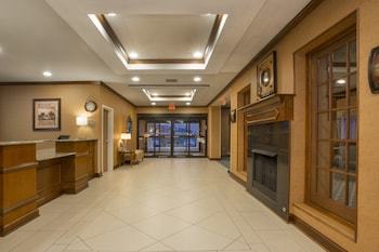 Holiday Inn Express Hotel & Suites Culpeper