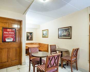 Hotel Econo Lodge North