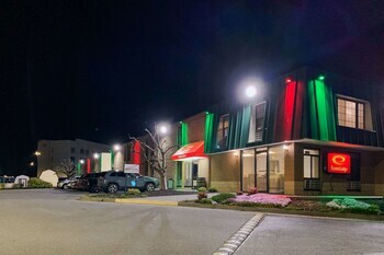Hotel Econo Lodge North