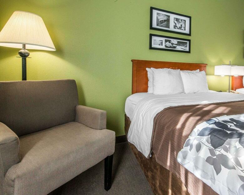Hotel Sleep Inn & Suites