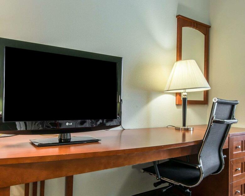 Hotel Sleep Inn & Suites