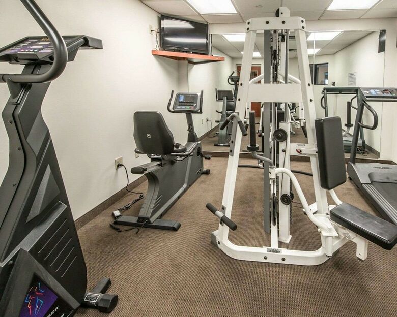 Hotel Sleep Inn & Suites