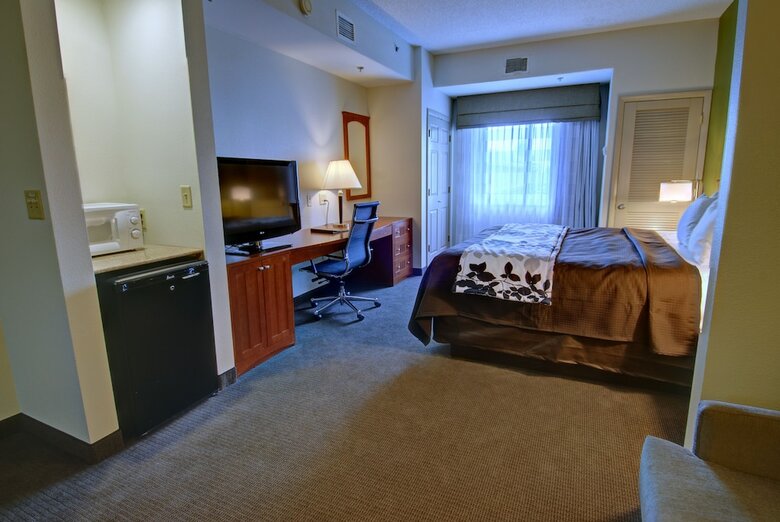 Hotel Sleep Inn & Suites