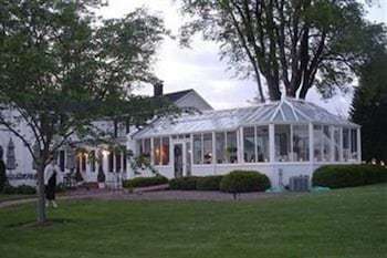 Bed & Breakfast Inn At Old Virginia