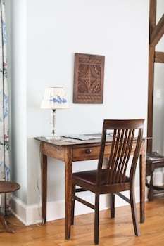 Bed & Breakfast Inn At Old Virginia