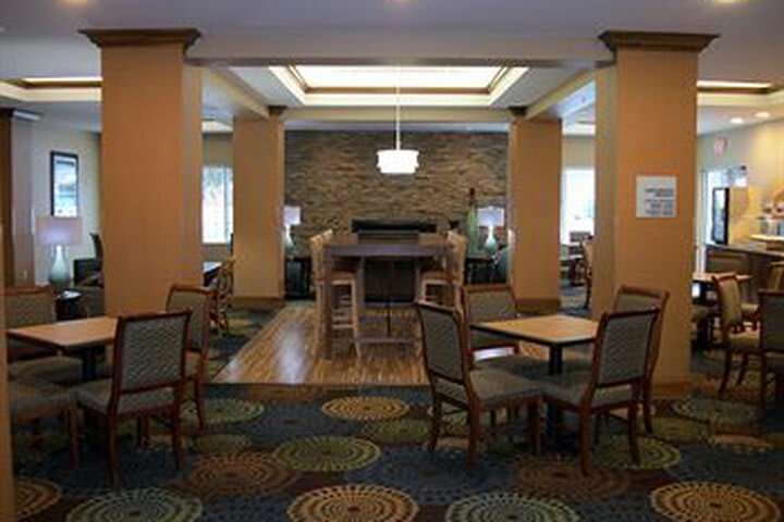 Hotel Holiday Inn Express Cortland