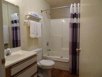 Aparthotel Affordable Corporate Suites Of Waynesboro