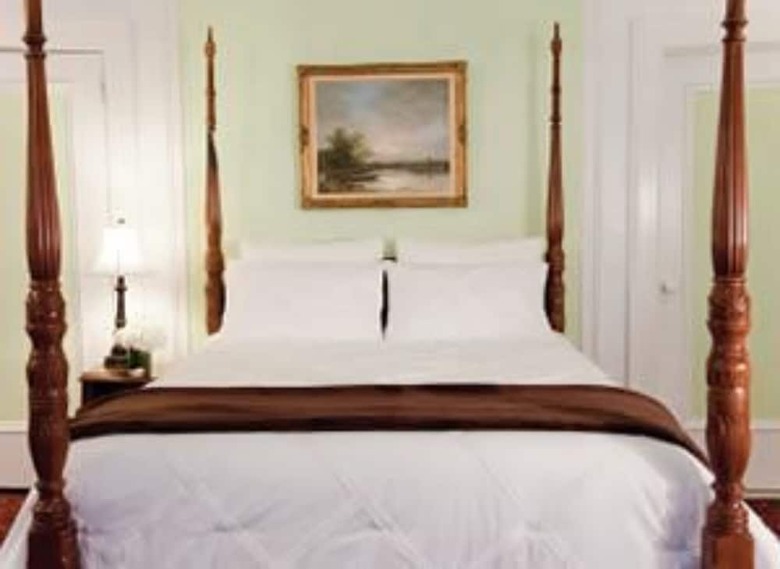 Bed & Breakfast Crabtree's Kittle House Restaurant & Inn
