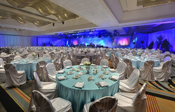 Hotel Westin Harbour Castle(crnr-kng