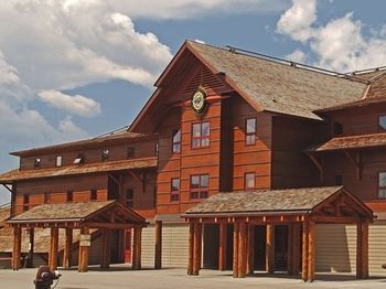Posada Old Faithful Snow Lodge & Cabins