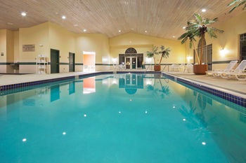 Hotel Country Inn & Suites By Carlson Appleton