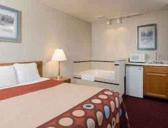 Hotel Super 8 Tomah Wisconsin