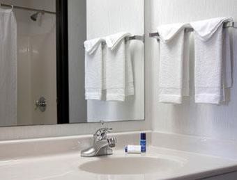 Hotel Baymont Inn & Suites