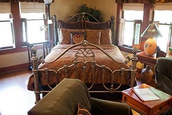 Bed & Breakfast The Hale House Inn