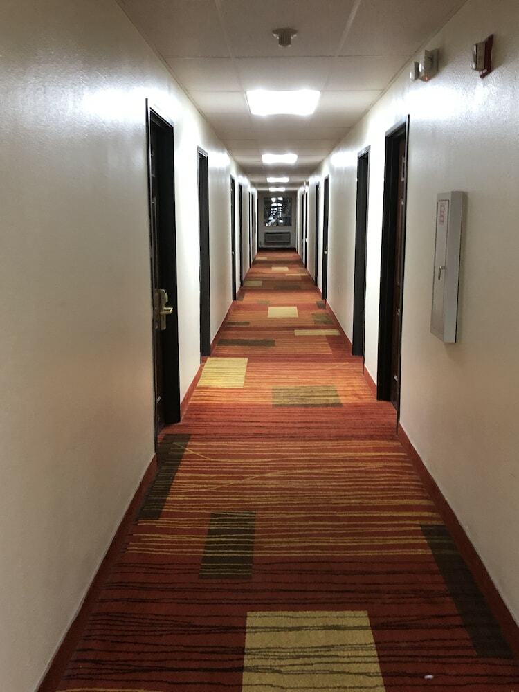Hotel Texas Inn & Suites