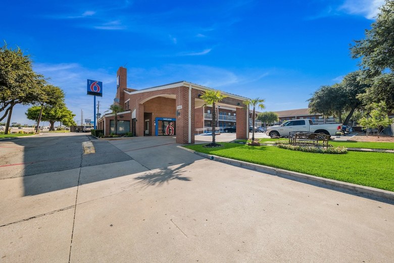 Motel 6 Dallas - Plano Northeast