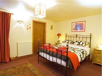 Sanders Yard - B&B