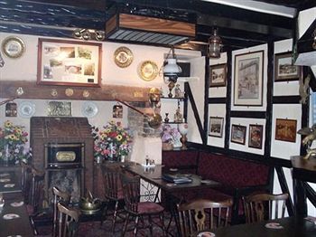 Hostal The Bird In Hand Inn