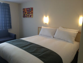 Hotel Days Inn Sutton Scotney North