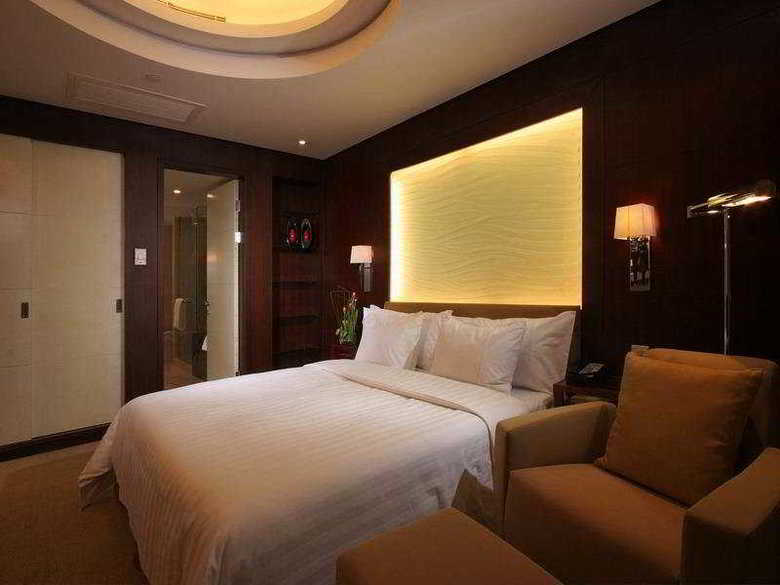 Hotel Portman Plaza