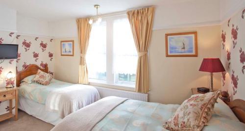Bed & Breakfast Amberlea Guest House