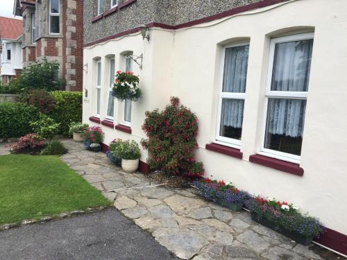 Bed & Breakfast Amberlea Guest House