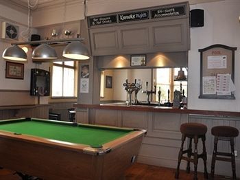 Hostal The Sportsman Hotel