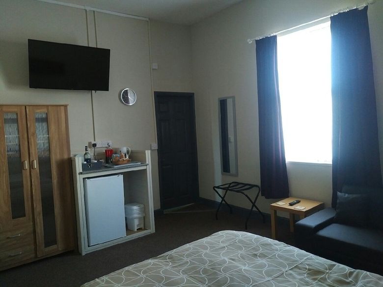 Hostal The Royal Albion