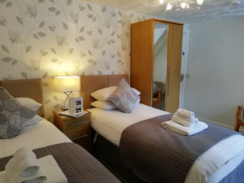 Hotel Carrmoor Guest House