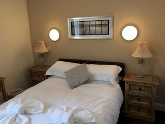 Bed & Breakfast The Royal Guest House