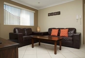 Sanctuary Lake Apartments