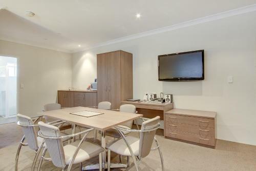 Motel Comfort Inn Parkes International