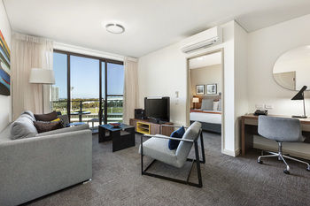 Hotel Quest At Sydney Olympic Park