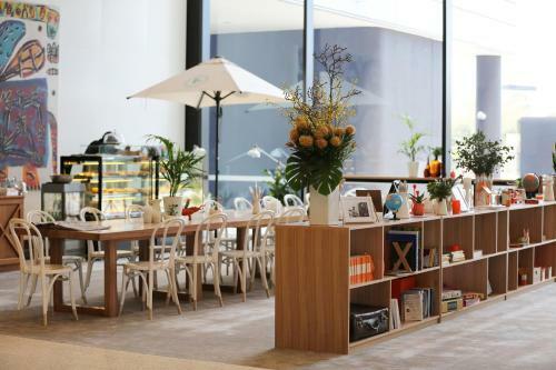Aparthotel Art Series - The Larwill Studio