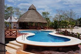 Real Mayab Hotel & Bungalows