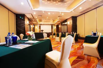 Hotel Millennium (s�lo Hab Dlx)