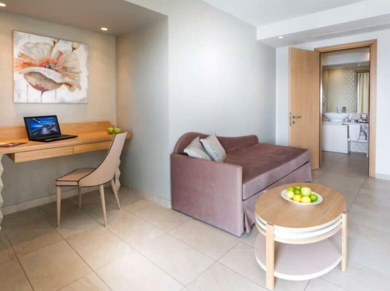 Hotel Elinotel Sermilia