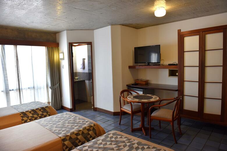 Catharina Paragua�u Hotel